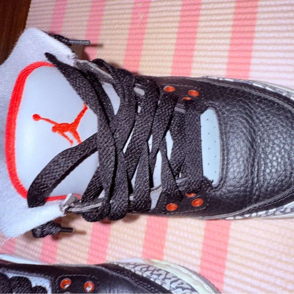 Air Jordan Retro 3 OG - Picture 7 of 14